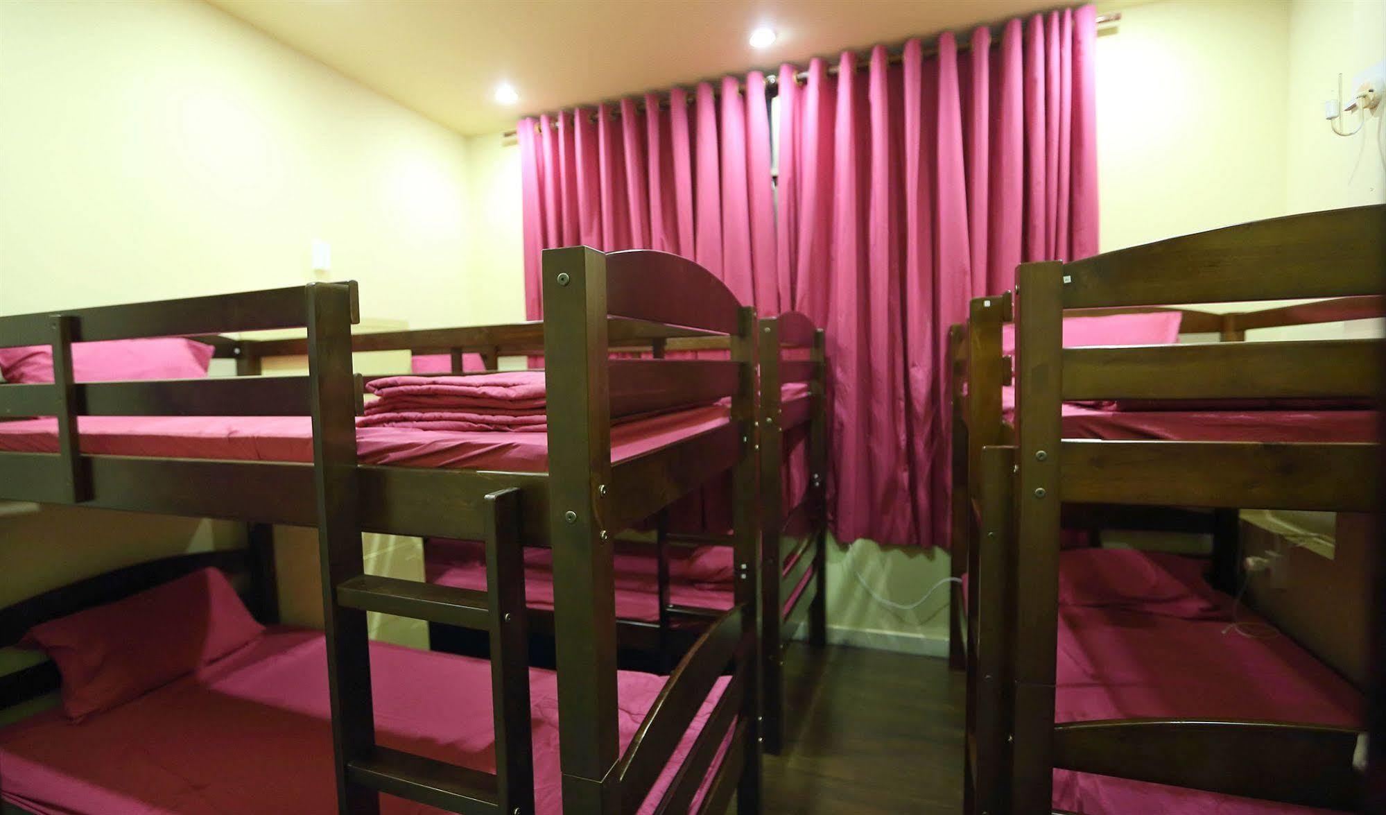 Budget Hostel ホーチミン市 エクステリア 写真